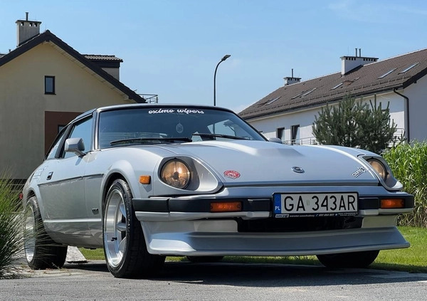 Nissan 280 ZX cena 78999 przebieg: 120000, rok produkcji 1983 z Gdynia małe 79